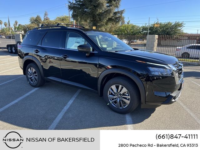 2024 Nissan Pathfinder SV