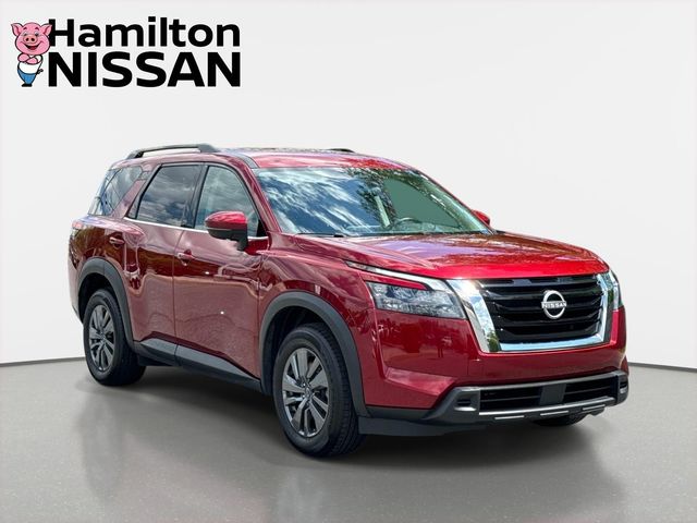 2024 Nissan Pathfinder SV