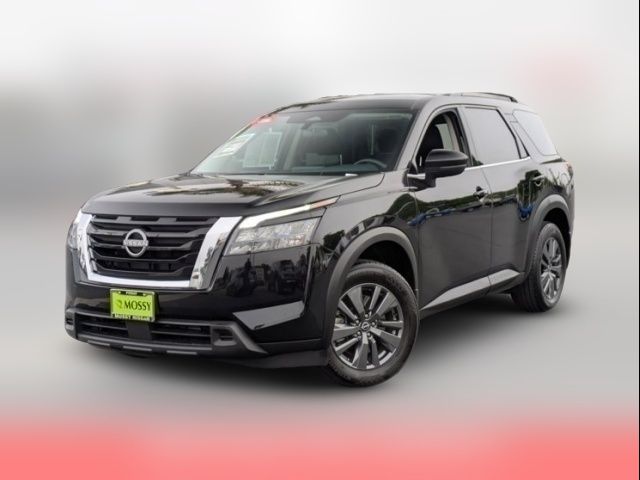 2024 Nissan Pathfinder SV