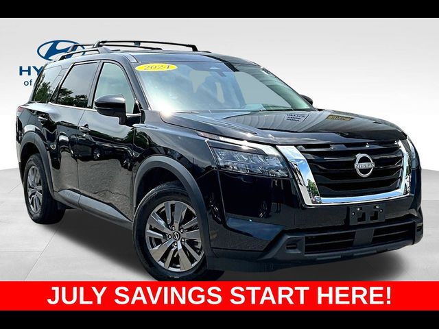 2024 Nissan Pathfinder SV