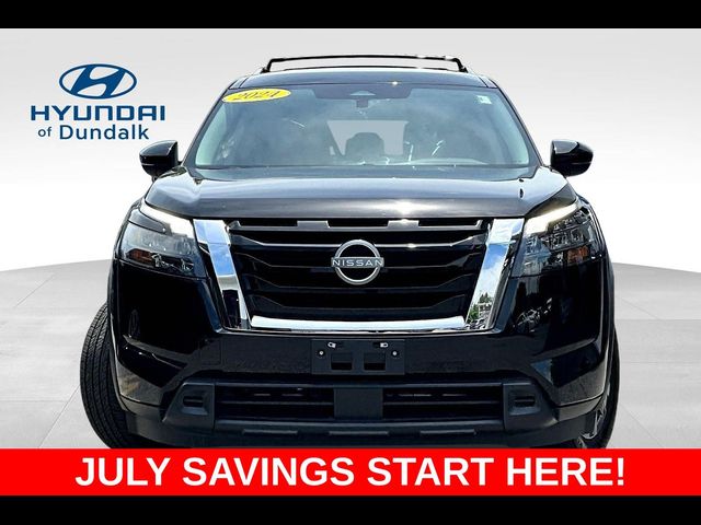 2024 Nissan Pathfinder SV