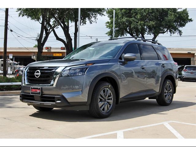 2024 Nissan Pathfinder SV