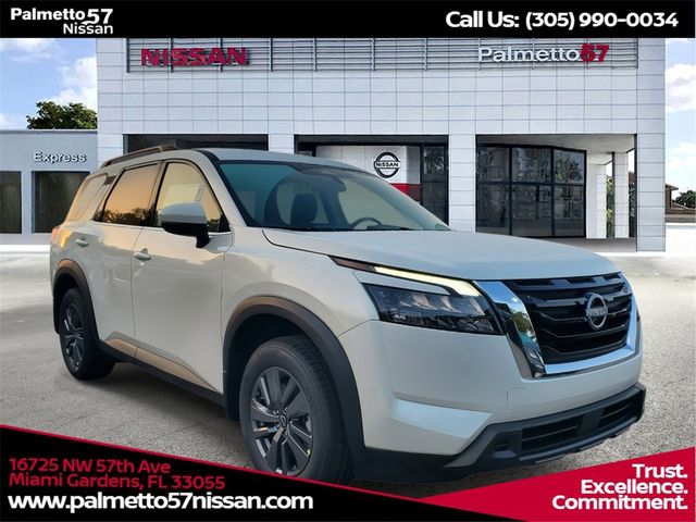 2024 Nissan Pathfinder SV