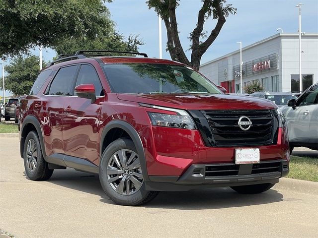 2024 Nissan Pathfinder SV