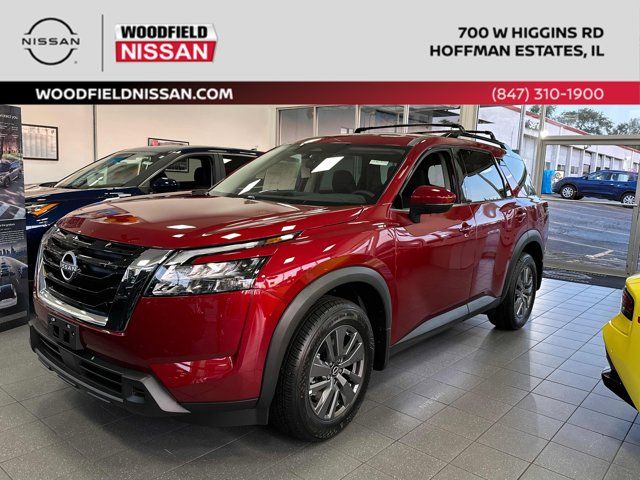 2024 Nissan Pathfinder SV