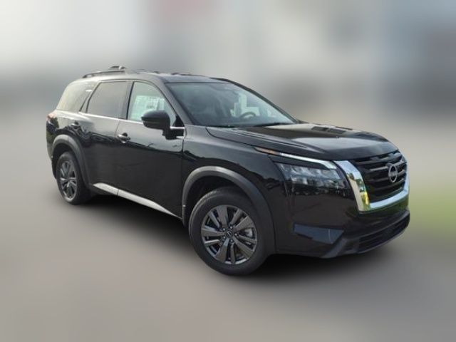 2024 Nissan Pathfinder SV