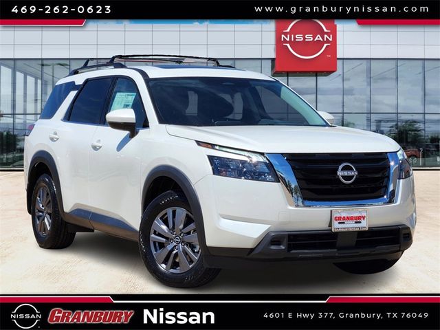 2024 Nissan Pathfinder SV