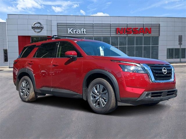 2024 Nissan Pathfinder SV