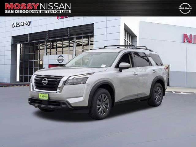 2024 Nissan Pathfinder SV