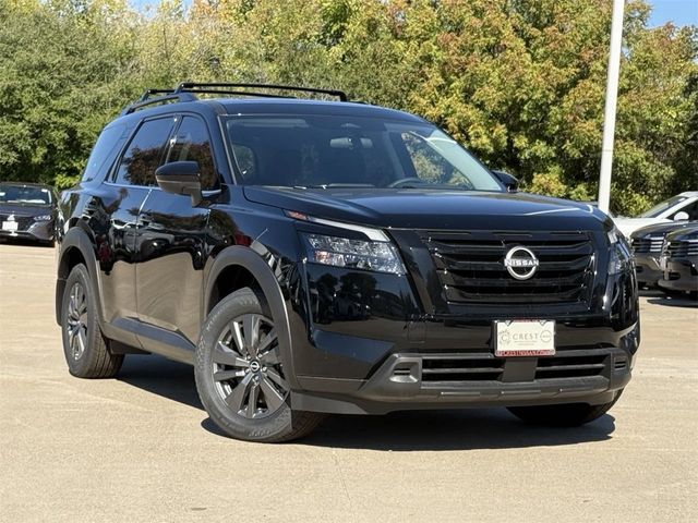 2024 Nissan Pathfinder SV