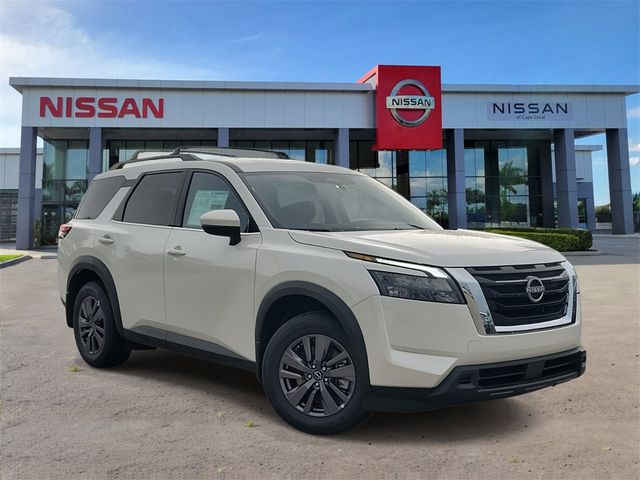 2024 Nissan Pathfinder SV