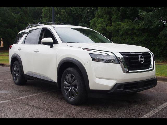 2024 Nissan Pathfinder SV