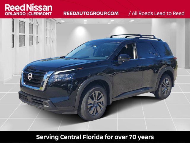 2024 Nissan Pathfinder SV