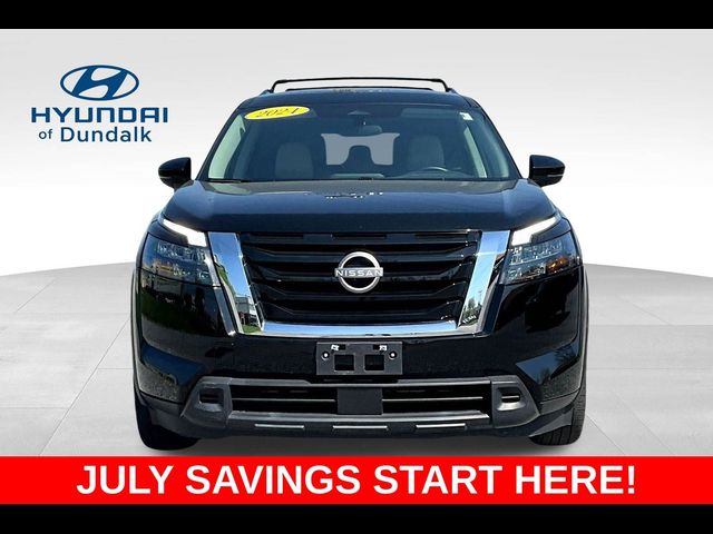 2024 Nissan Pathfinder SV