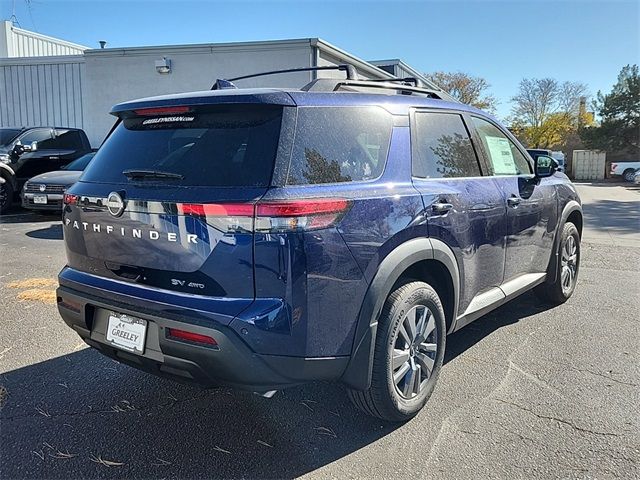 2024 Nissan Pathfinder SV