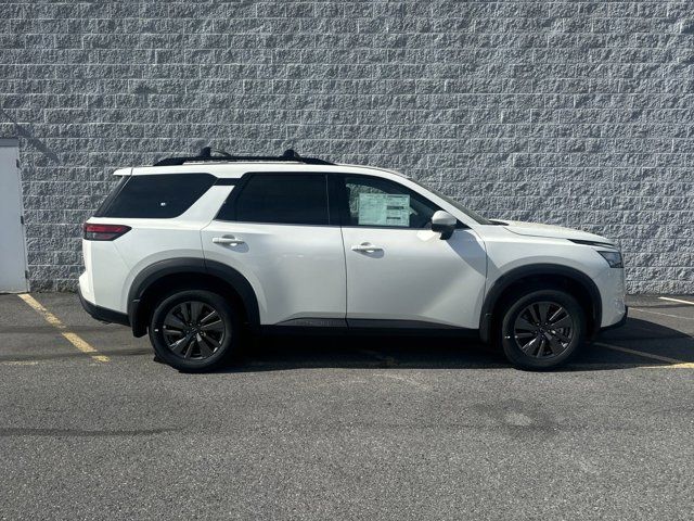 2024 Nissan Pathfinder SV