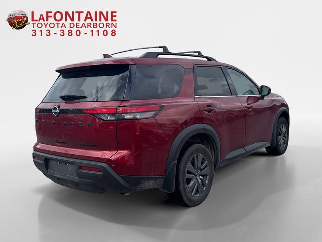 2024 Nissan Pathfinder SV