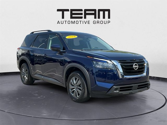 2024 Nissan Pathfinder SV
