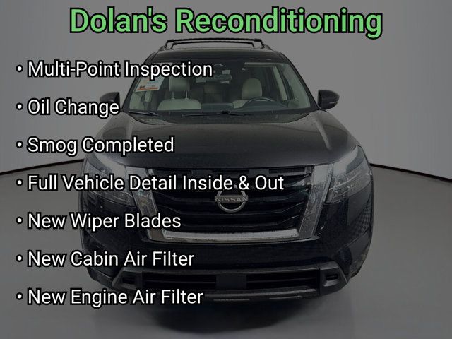 2024 Nissan Pathfinder SV