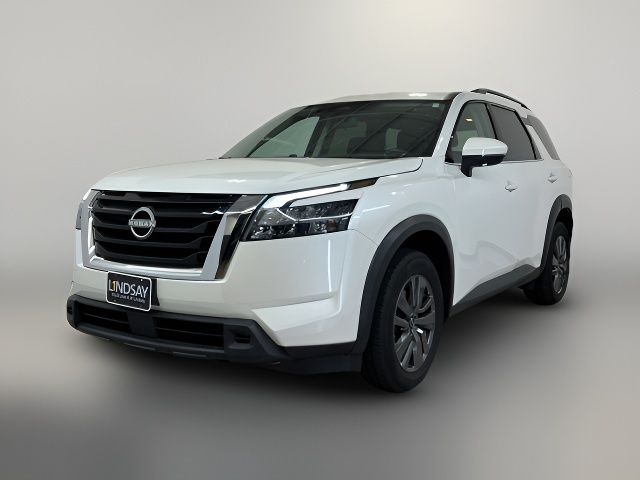 2024 Nissan Pathfinder SV