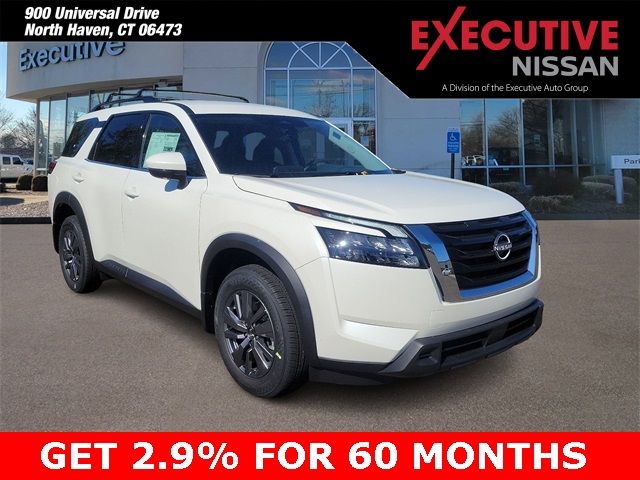 2024 Nissan Pathfinder SV