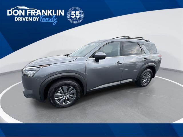 2024 Nissan Pathfinder SV