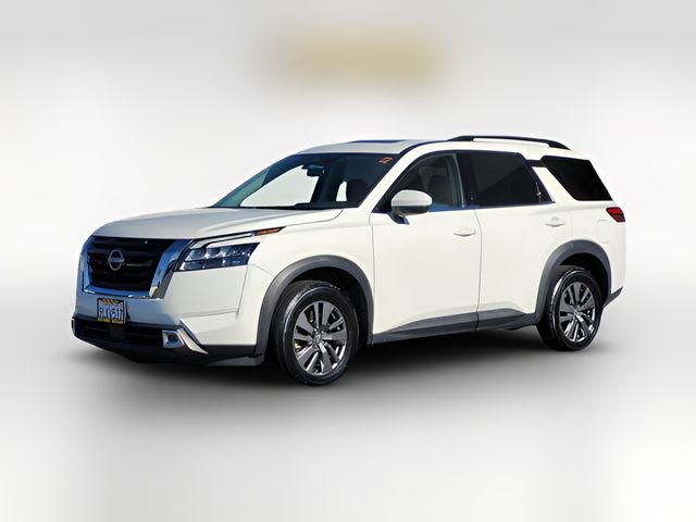 2024 Nissan Pathfinder SV