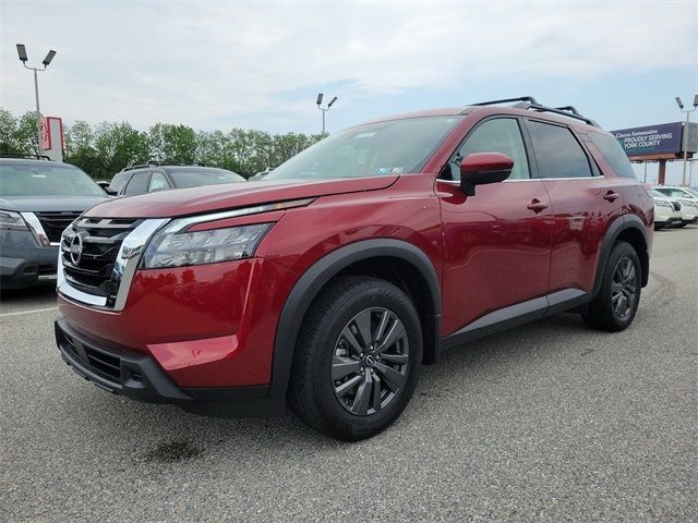 2024 Nissan Pathfinder SV