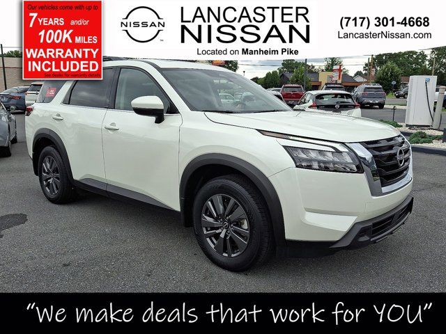 2024 Nissan Pathfinder SV