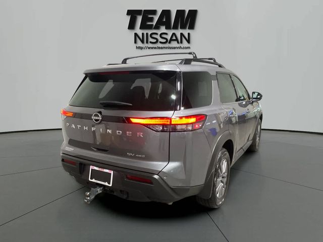 2024 Nissan Pathfinder SV