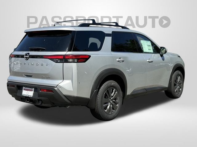 2024 Nissan Pathfinder SV