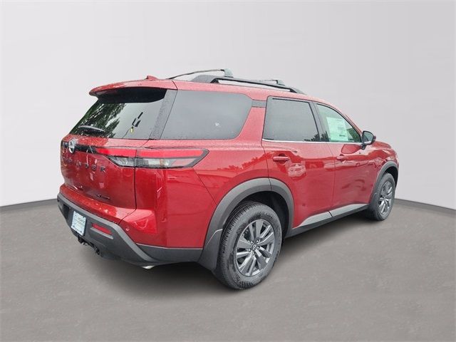 2024 Nissan Pathfinder SV