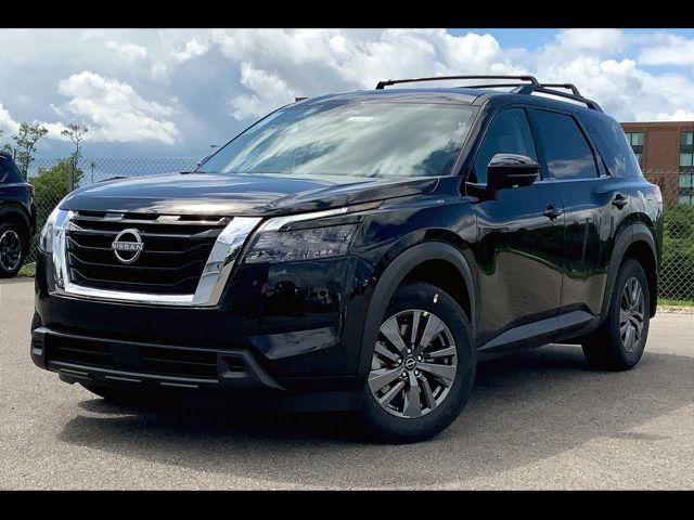 2024 Nissan Pathfinder SV