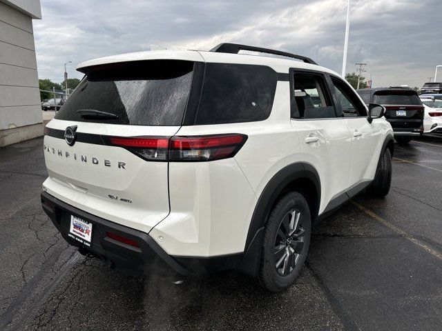 2024 Nissan Pathfinder SV