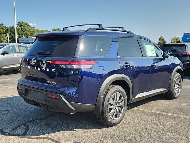 2024 Nissan Pathfinder SV