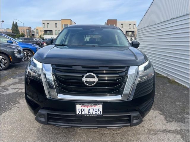 2024 Nissan Pathfinder S