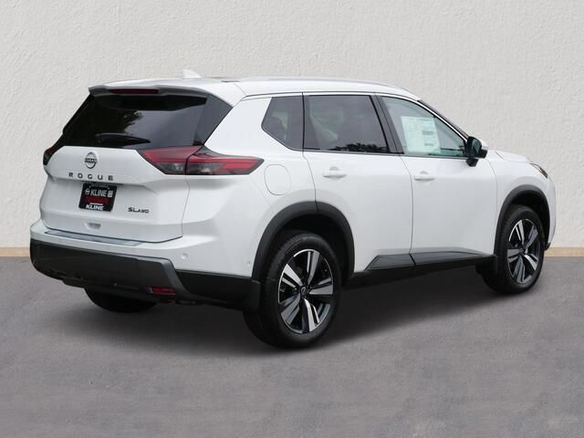 2024 Nissan Rogue SL