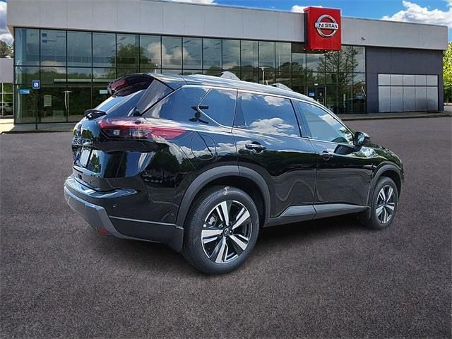 2024 Nissan Rogue SL