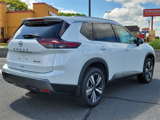 2024 Nissan Rogue SL