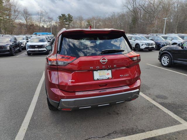 2024 Nissan Rogue SL