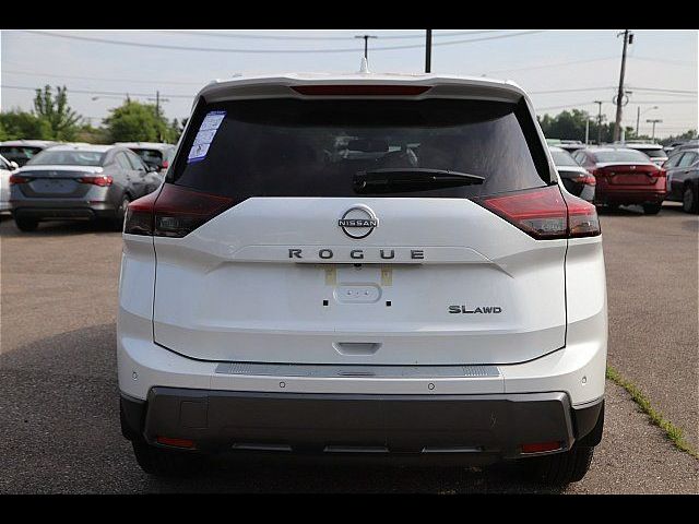 2024 Nissan Rogue SL