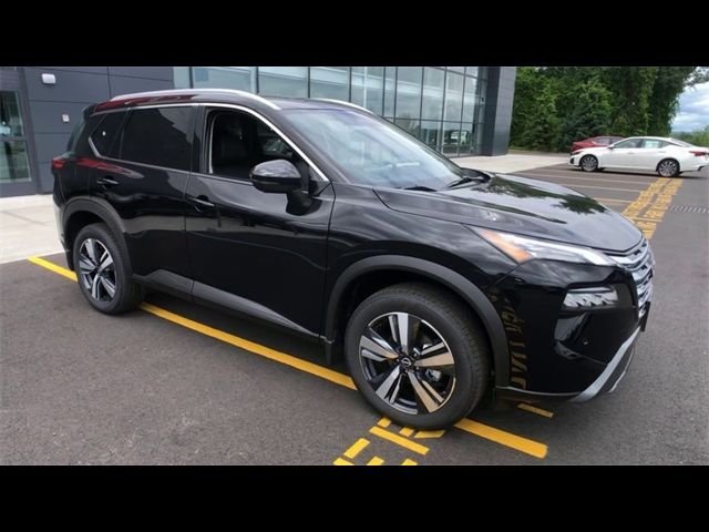 2024 Nissan Rogue SL