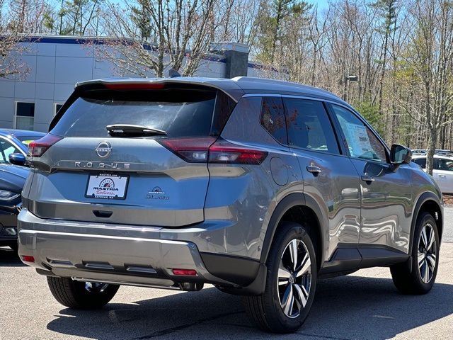 2024 Nissan Rogue SL