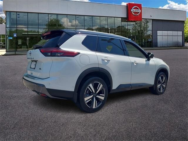 2024 Nissan Rogue SL