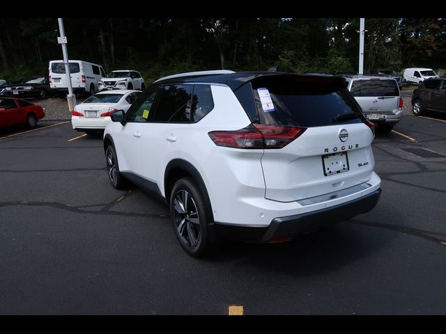 2024 Nissan Rogue SL