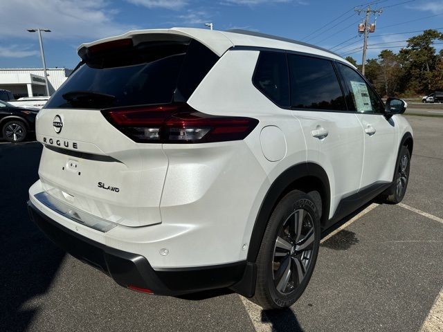 2024 Nissan Rogue SL