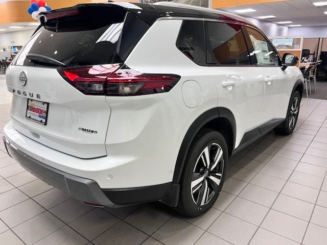 2024 Nissan Rogue SL