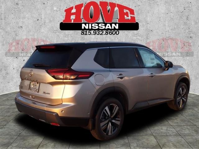 2024 Nissan Rogue SL