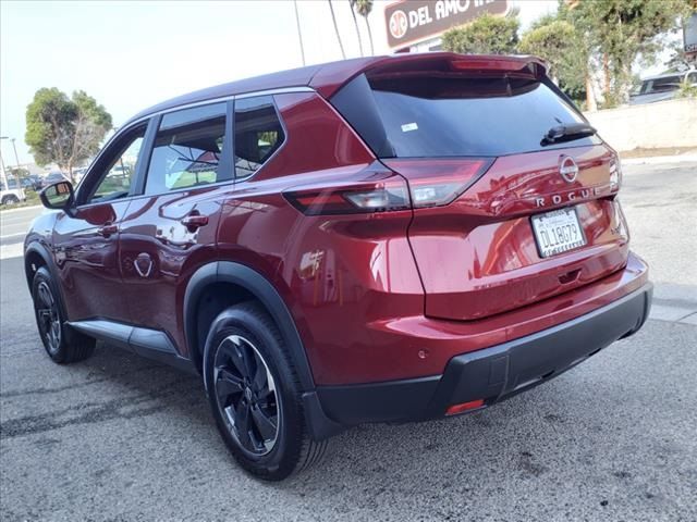 2024 Nissan Rogue SV