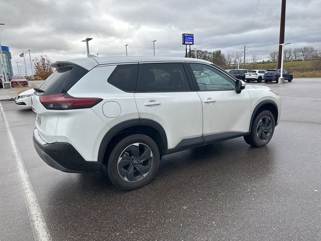 2024 Nissan Rogue SV